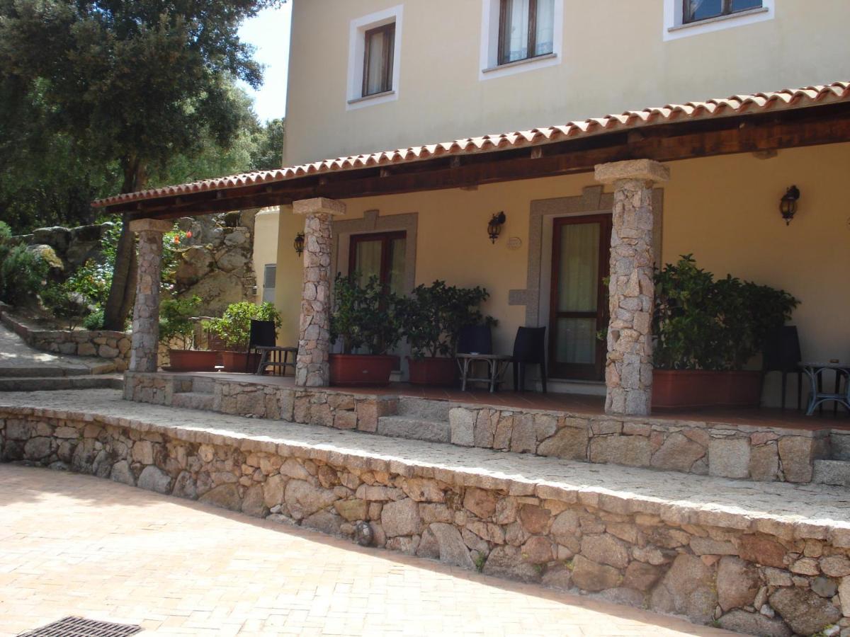 Hotel Valkarana Country Relais (Adults Only) Sant'Antonio di Gallura Exterior foto