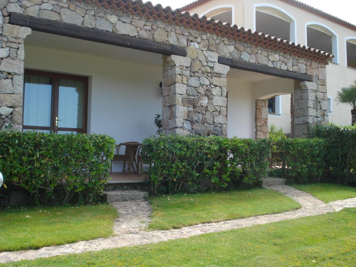 Hotel Valkarana Country Relais (Adults Only) Sant'Antonio di Gallura Exterior foto