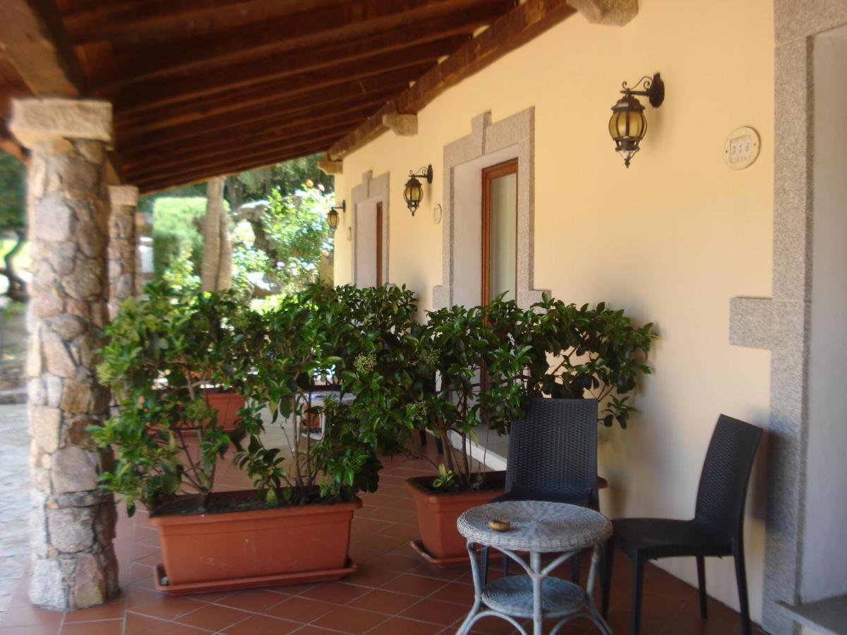 Hotel Valkarana Country Relais (Adults Only) Sant'Antonio di Gallura Exterior foto