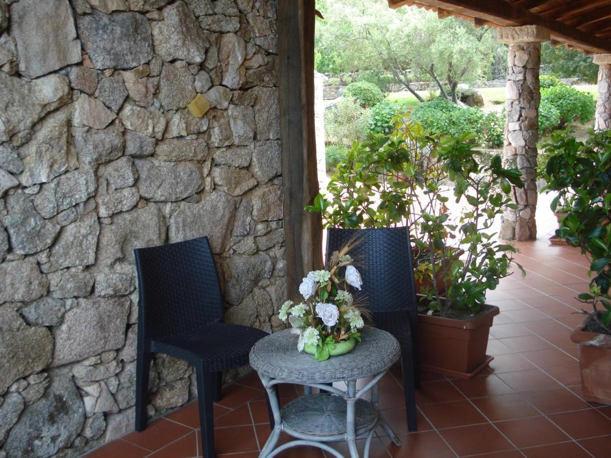 Hotel Valkarana Country Relais (Adults Only) Sant'Antonio di Gallura Exterior foto