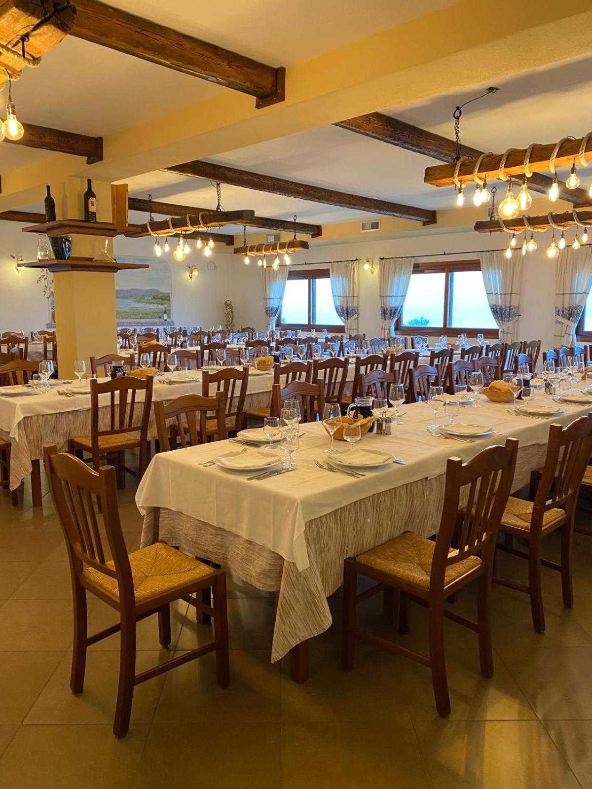 Hotel Valkarana Country Relais (Adults Only) Sant'Antonio di Gallura Exterior foto